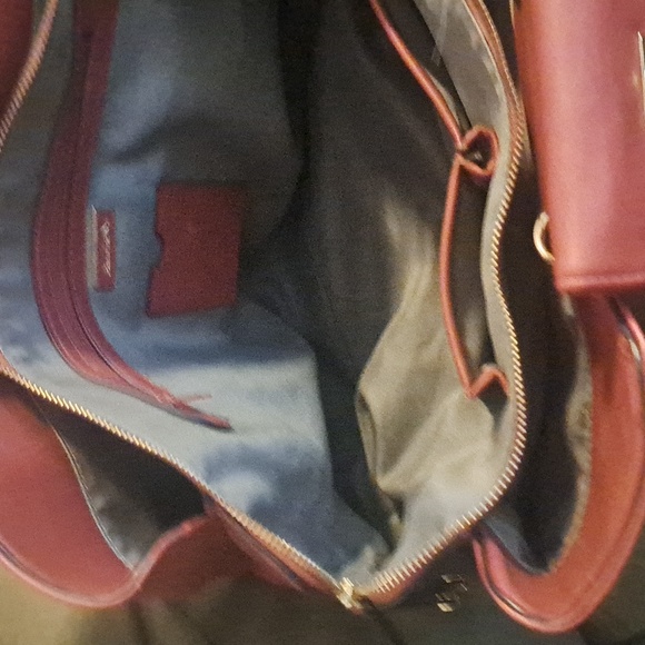 Tote - Picture 4 of 6